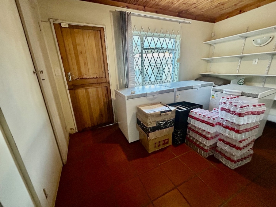 6 Bedroom Property for Sale in Schoemansville North West